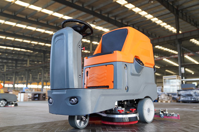 榮事達(dá)駕駛式掃地機(jī) 榮事達(dá)駕駛式掃地機(jī).jpg