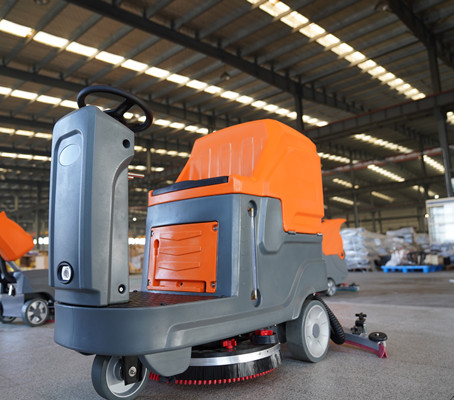 全自動(dòng)洗地車配件更換小常識(shí) 全自動(dòng)洗地車配件更換小常識(shí).jpg